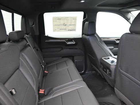 New 2026 Chevrolet Silverado 1500 LT Trail Boss w/ Convenience Package II image 9