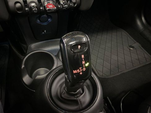 Used 2023 MINI Cooper 2-Door Hardtop FWD image 25