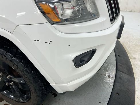 Used 2015 Jeep Grand Cherokee Altitude AWD/4WD image 33