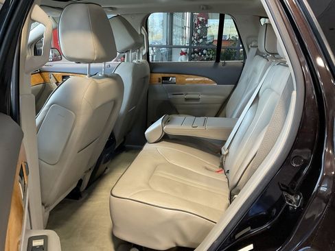 Used 2013 Lincoln MKX FWD image 20