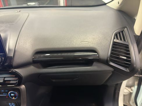 Used 2020 Ford EcoSport Titanium AWD/4WD image 19