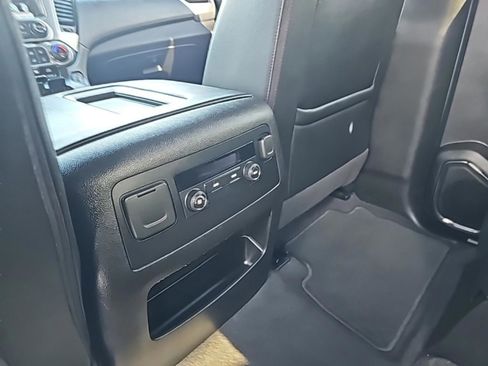 Used 2020 Chevrolet Tahoe LT image 33