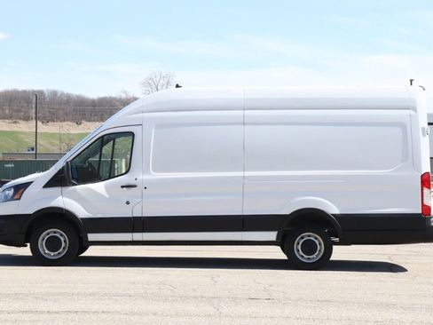 Used 2023 Ford Transit 250 148 High Roof Extended w/ Load Area Protection Package RWD image 5