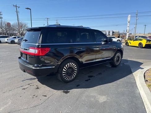 Used 2021 Lincoln Navigator Black Label w/ Cargo Convenience Package image 15