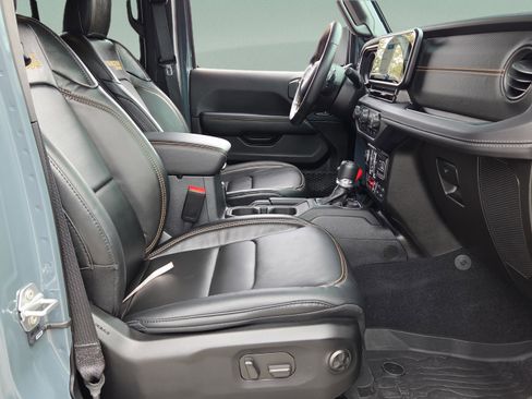 Used 2025 Jeep Wrangler Unlimited Rubicon 392 image 15