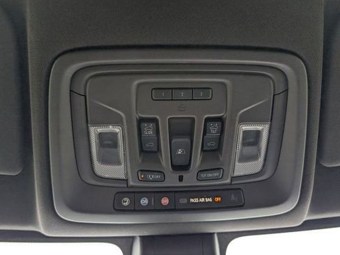 Certified 2021 Chevrolet Silverado 1500 LTZ w/ LTZ Premium Texas Edition AWD/4WD image 14