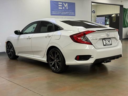 Used 2019 Honda Civic Sport image 5