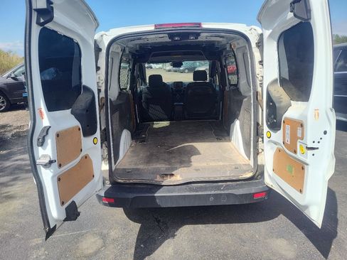 Used 2019 Ford Transit Connect XLT FWD image 18