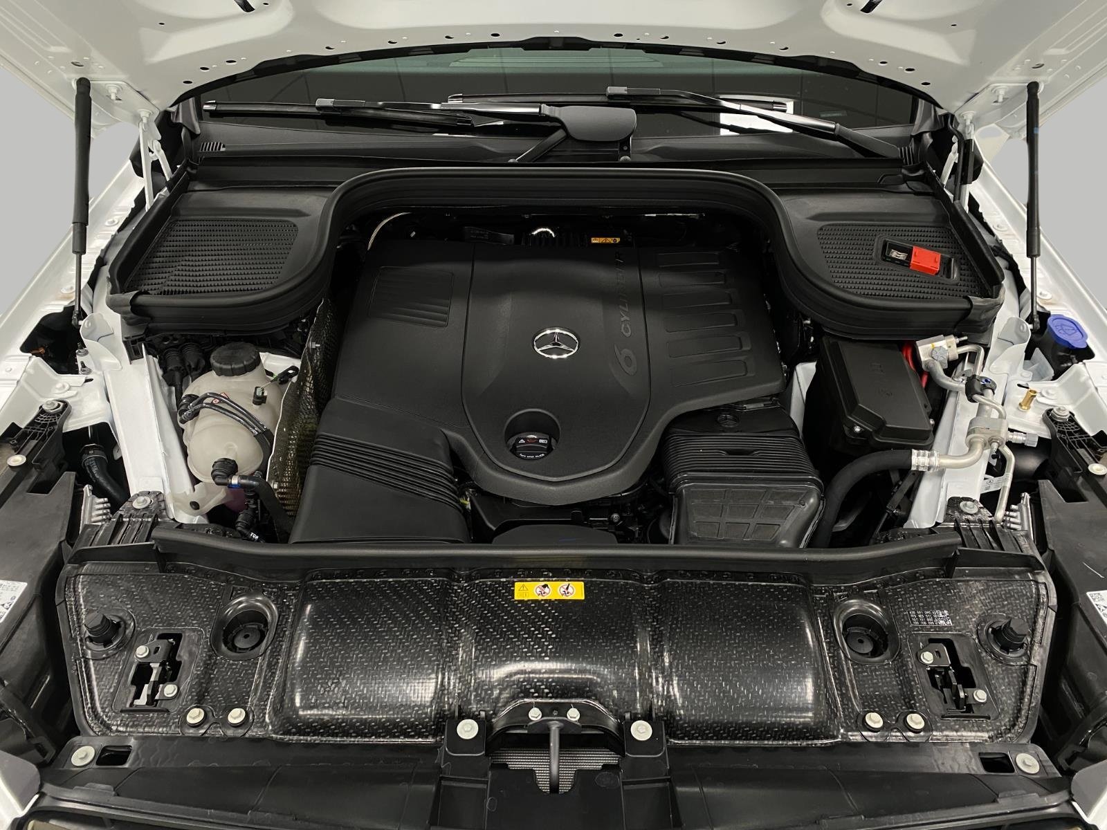 New 2026 Mercedes-Benz GLS 450 4MATIC image 12