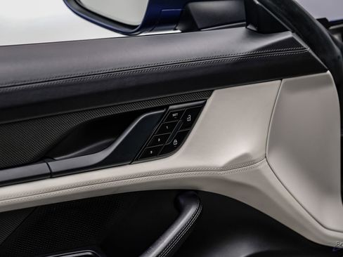 Used 2020 Porsche Taycan Turbo image 71