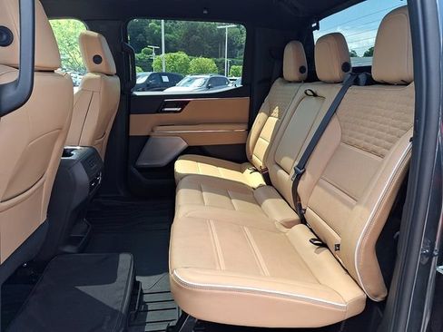 Used 2026 GMC Sierra EV Denali AWD/4WD image 19
