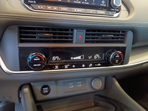 Used 2026 Nissan Rogue SV FWD image 18