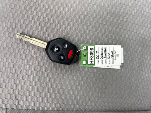 Used 2017 Subaru Forester 2.5i w/ Alloy Wheel Package image 29