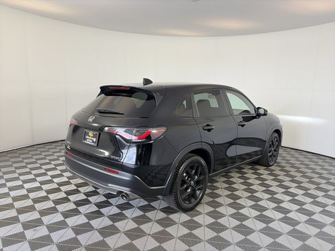 Used 2024 Honda HR-V Sport image 10