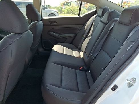 Used 2024 Nissan Altima 2.5 SV FWD image 12
