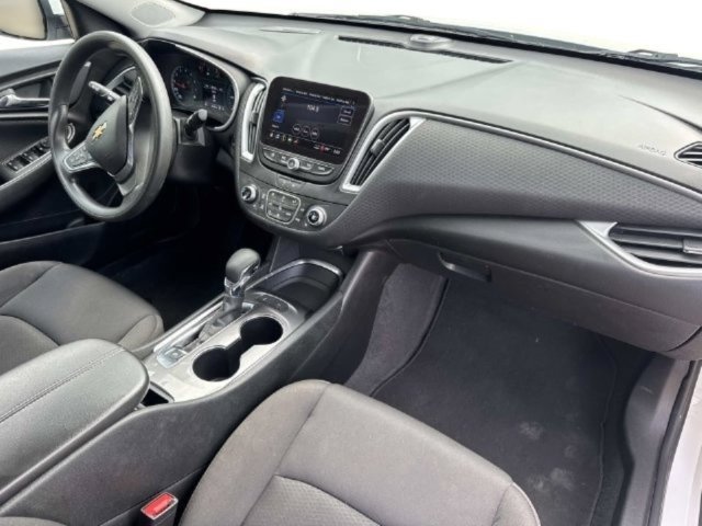 Used 2024 Chevrolet Malibu LT FWD image 16
