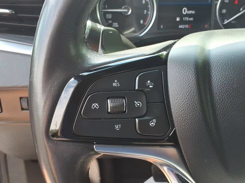 Certified 2023 Buick Enclave Essence AWD/4WD image 19