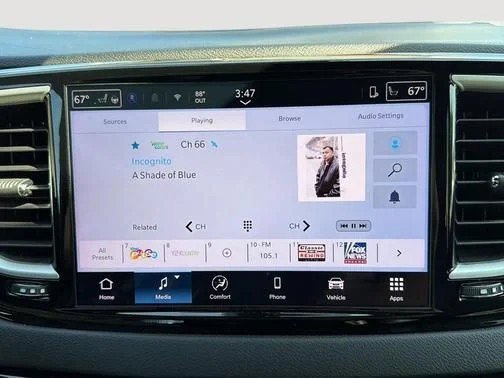 Used 2025 Chrysler Pacifica Select FWD image 17