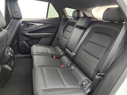 Used 2024 Chevrolet Blazer EV LT AWD/4WD image 15