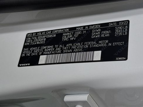 Used 2023 Volvo XC60 B5 Core FWD image 40