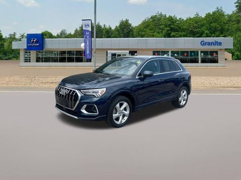 Used 2020 Audi Q3 2.0T Premium Plus w/ Premium Plus Package AWD/4WD image 3