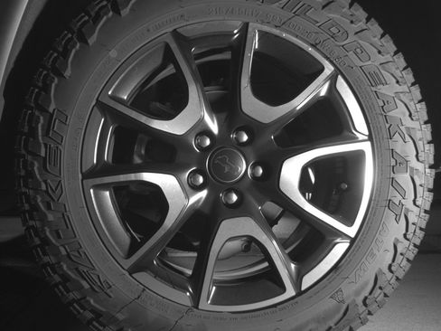 Used 2025 Jeep Compass Trailhawk AWD/4WD image 14