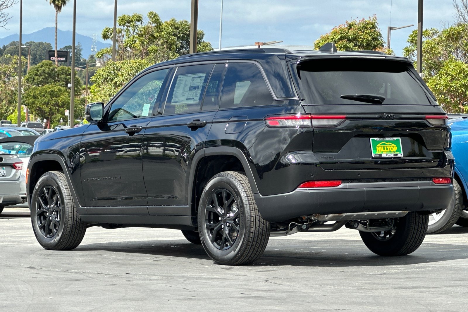 New 2026 Jeep Grand Cherokee Altitude AWD/4WD image 6