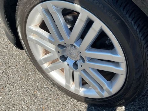 Used 2009 Mercedes-Benz C 300 4MATIC Sedan image 11