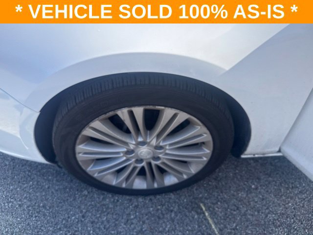 Used 2014 Buick Verano FWD image 21