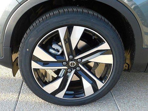 New 2026 Volvo XC40 B5 Ultra w/ Climate Package AWD/4WD image 12