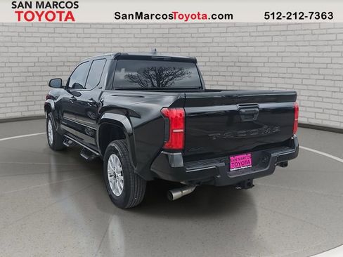 Used 2025 Toyota Tacoma SR5 image 7