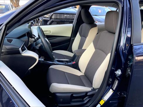 Used 2026 Toyota Corolla LE image 7