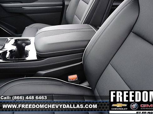 New 2026 Buick Enclave Preferred w/ Power Package FWD image 36