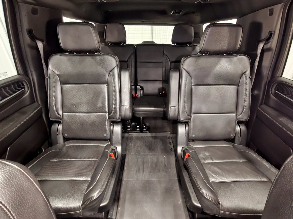 Used 2023 GMC Yukon XL Denali AWD/4WD image 27