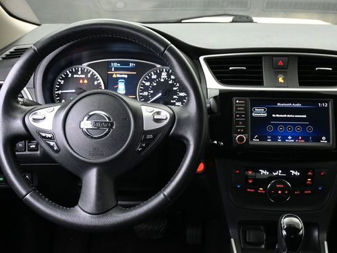 Used 2019 Nissan Sentra SV image 11