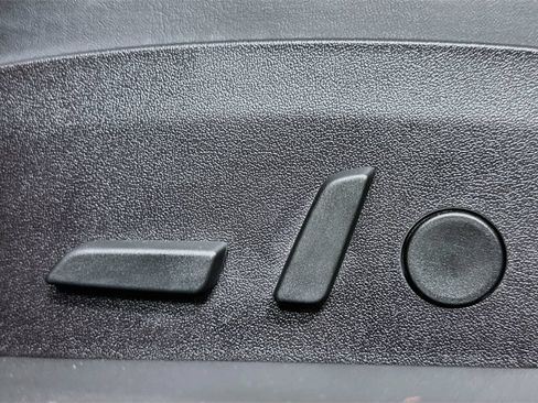 Used 2018 Tesla Model 3 Mid Range RWD image 18
