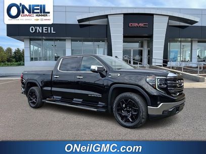 Certified 2022 GMC Sierra 1500 SLT w/ SLT Premium Package