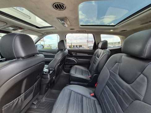 Used 2024 Kia Telluride SX Prestige AWD/4WD image 22