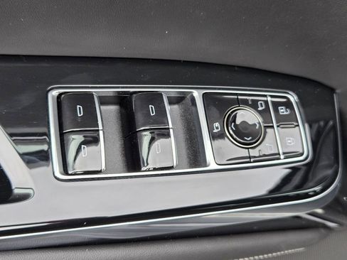 New 2026 Cadillac Escalade ESV Platinum Sport AWD/4WD image 19