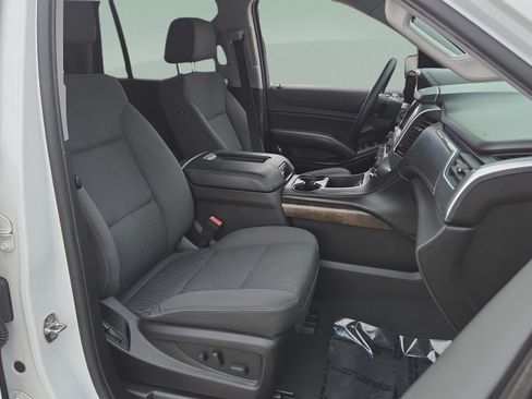 Used 2019 Chevrolet Tahoe LS RWD image 17