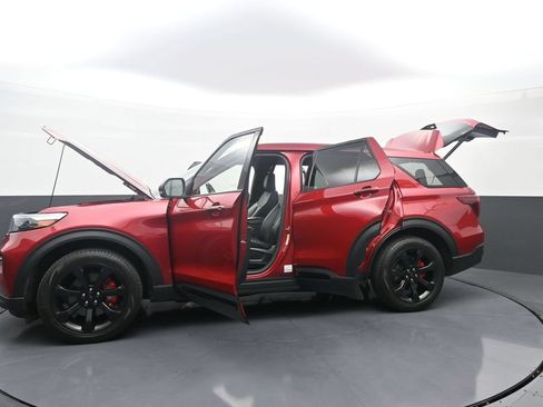 Used 2022 Ford Explorer ST w/ Equipment Group 401A AWD/4WD image 41