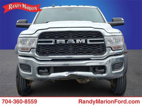 Used 2022 RAM 5500 Tradesman w/ Chrome Appearance Group image 2