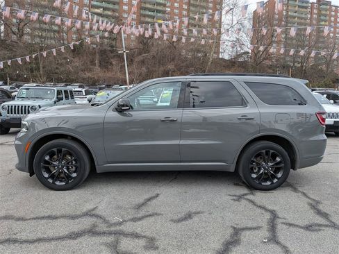 Used 2022 Dodge Durango GT image 11