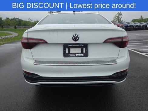 Used 2024 Volkswagen Jetta Sport FWD image 10