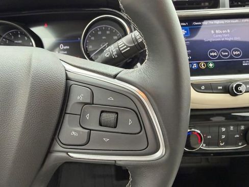 Used 2023 Buick Encore GX Preferred w/ Cold Weather Comfort Package image 11