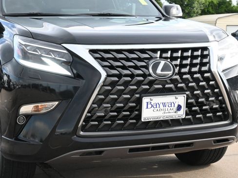 Used 2023 Lexus GX 460 Premium w/ Premium Package AWD/4WD image 28