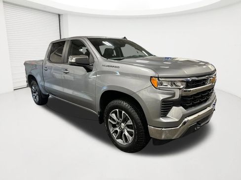 Certified 2024 Chevrolet Silverado 1500 LT image 3