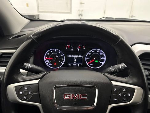 Used 2017 GMC Acadia SLE FWD image 14