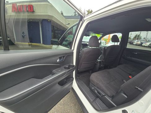 Used 2022 Honda Pilot Sport image 15