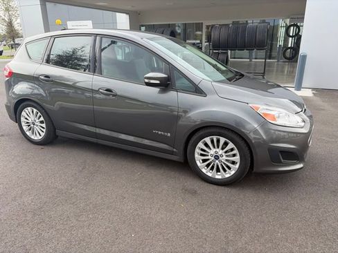 Used 2018 Ford C-MAX SE w/ Equipment Group 201A FWD image 4